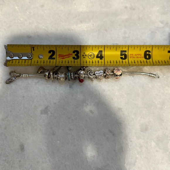 Pandora bracelet for little girl - Picture 2 of 3